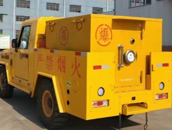 银海凯龙爆破器材运输车：保障爆破任务的安全运行