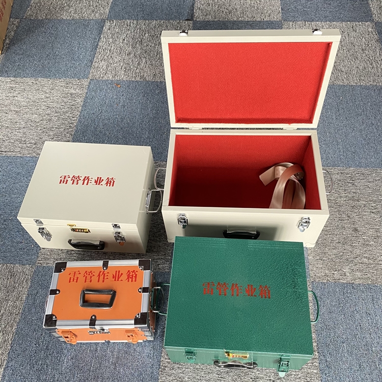银海爆破工程作业箱如何选择?玻璃钢与传统材质的全面对比